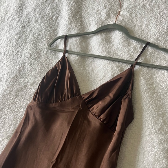 Elegant Brown Faux Silk Dress NWT - Picture 6 of 7